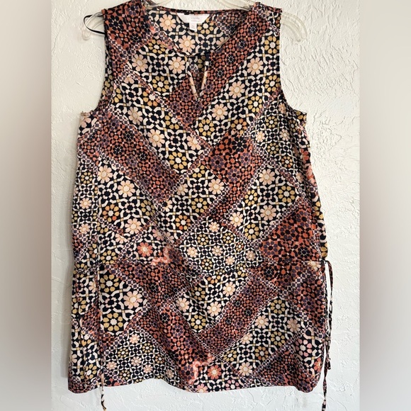 LC Lauren Conrad Dresses & Skirts - Lauren Conrad Sleeveless Floral Mosaic‎ Dress M